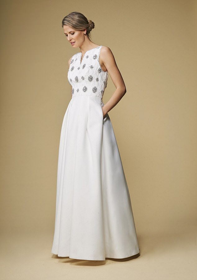 Simple wedding dresses for older brides - SandiegoTowingca.com