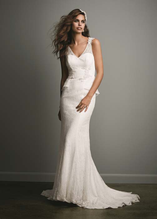wedding dresses with bow on back photo - 1